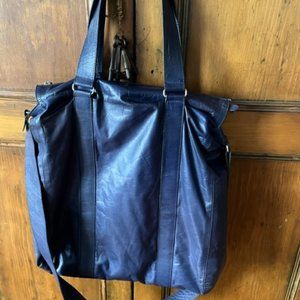 m0851 Crossbody Carry All (Large)